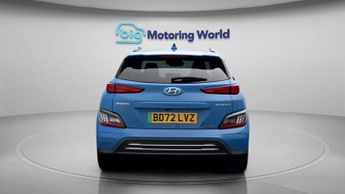 Hyundai KONA PREMIUM