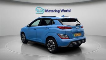 Hyundai KONA PREMIUM