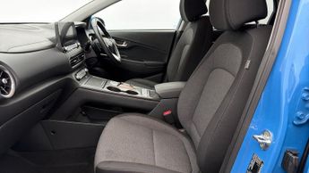 Hyundai KONA PREMIUM