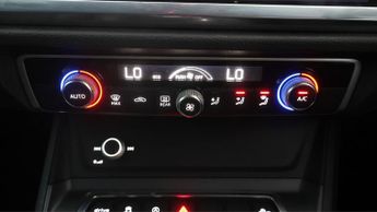 Audi Q3 TFSI S LINE BLACK EDITION
