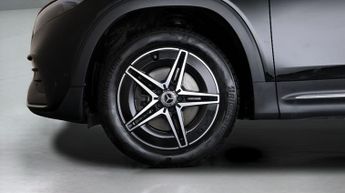 Mercedes-Benz EQB EQB 300 4MATIC AMG LINE