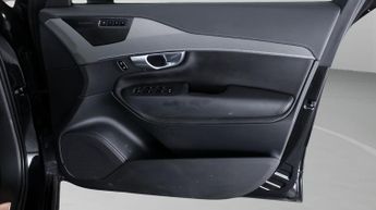 Volvo XC90 RECHARGE T8 PLUS AWD