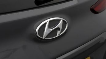 Hyundai KONA PREMIUM