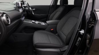Hyundai KONA PREMIUM