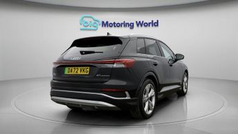 Audi Q4 e-tron S LINE
