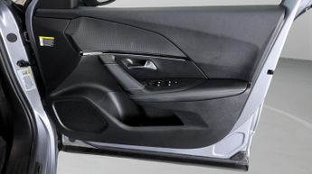 Peugeot E-2008 GT