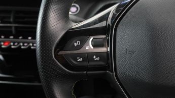 Peugeot E-2008 GT
