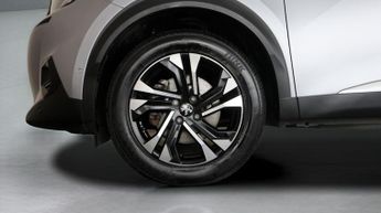 Peugeot E-2008 GT