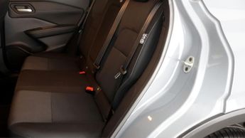 Nissan Qashqai DIG-T N-CONNECTA DCT