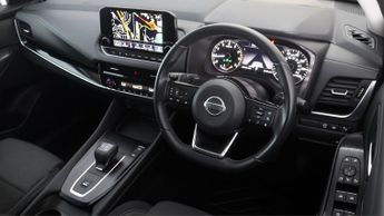 Nissan Qashqai DIG-T N-CONNECTA DCT