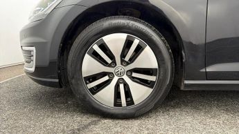 Volkswagen e-Golf E-GOLF