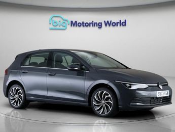 Volkswagen Golf STYLE TSI DSG