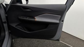 CUPRA Born V2