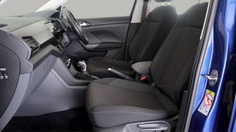 Volkswagen T-Cross SE TSI DSG