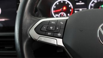 Volkswagen T-Cross SE TSI DSG