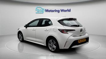 Toyota Corolla ICON TECH