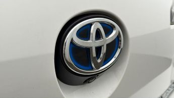 Toyota Corolla ICON TECH