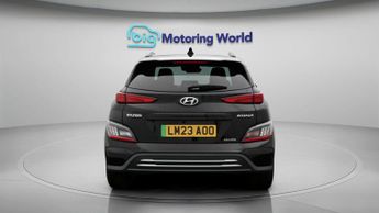 Hyundai KONA PREMIUM