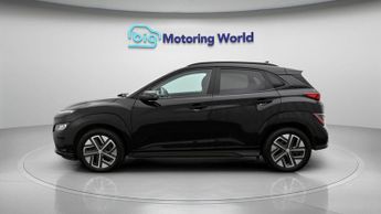 Hyundai KONA PREMIUM