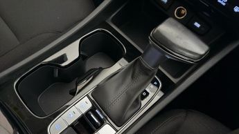 Hyundai TUCSON T-GDI SE CONNECT DCT