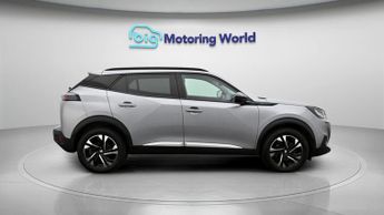 Peugeot E-2008 ALLURE PREMIUM