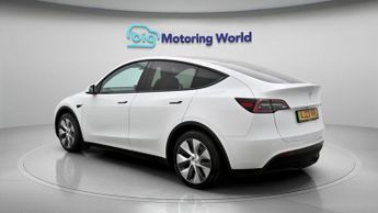 Tesla Model Y BASE