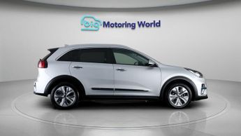 Kia Niro 4 PLUS
