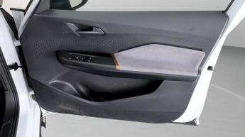 CUPRA Born V1