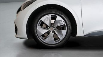 CUPRA Born V1