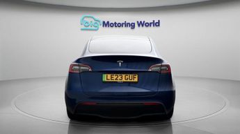 Tesla Model Y BASE