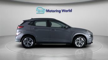 Hyundai KONA SE CONNECT
