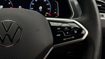Volkswagen Tiguan R-LINE TSI DSG