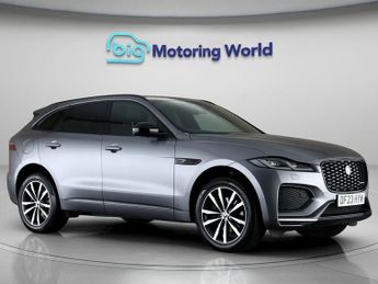 Jaguar F-Pace R-DYNAMIC SE BLACK