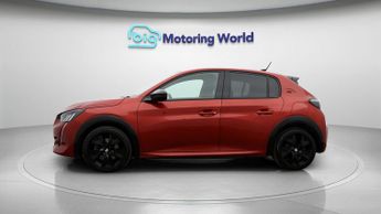 Peugeot E-208 GT