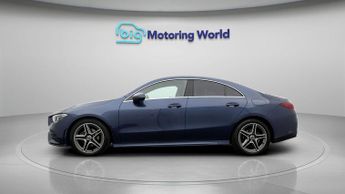Mercedes-Benz CLA CLA 180 AMG LINE