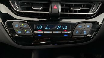 Toyota C-HR ICON