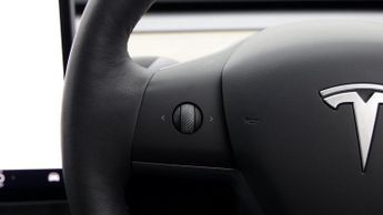 Tesla Model 3 MODEL 3