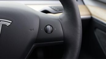 Tesla Model 3 MODEL 3
