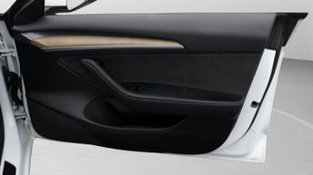 Tesla Model 3 MODEL 3
