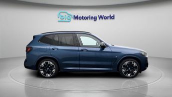 BMW iX3 M SPORT PRO