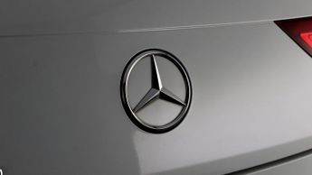 Mercedes-Benz CLA CLA 200 AMG LINE