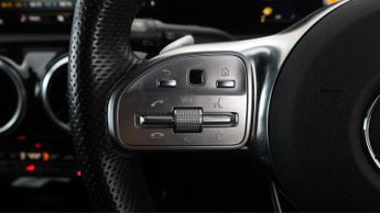Mercedes-Benz CLA CLA 200 AMG LINE