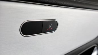 Mercedes-Benz CLA CLA 200 AMG LINE