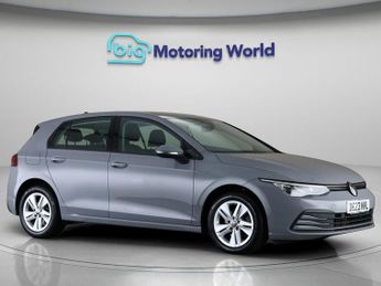 Volkswagen Golf LIFE TSI