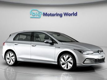 Volkswagen Golf STYLE ETSI DSG