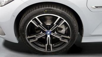 BMW 3 Series 330E M SPORT