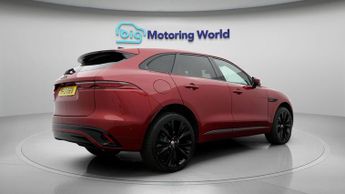 Jaguar F-PACE R-DYNAMIC HSE