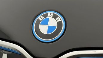 BMW iX1 XDRIVE 30 XLINE