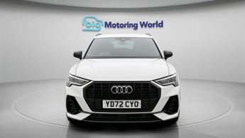 Audi Q3 TFSI S LINE BLACK EDITION