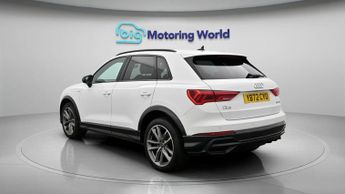 Audi Q3 TFSI S LINE BLACK EDITION